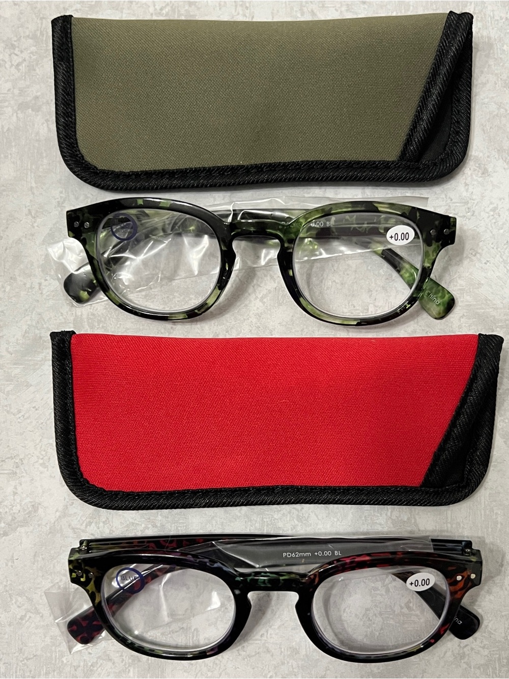 IZE Blue Light Filtering/ Reading Non Prescription Set Of Glasses NWT